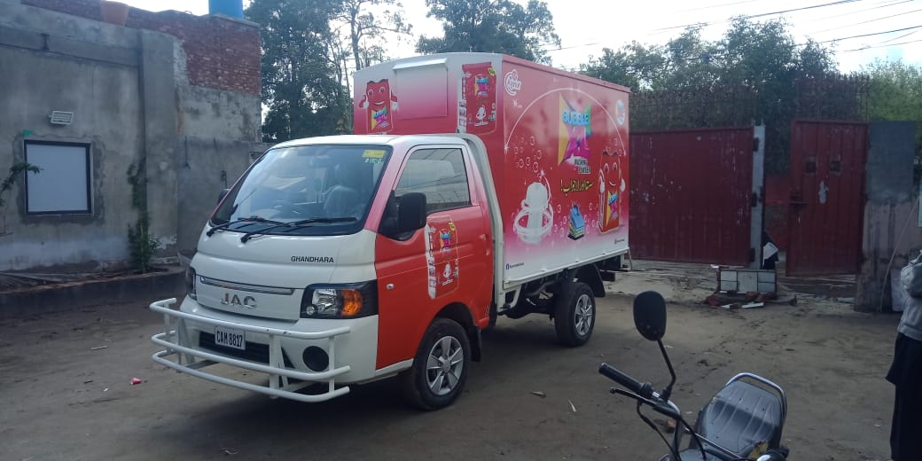 Bubble XL Delivery Fleet Full Cabin & Cargo Wrap